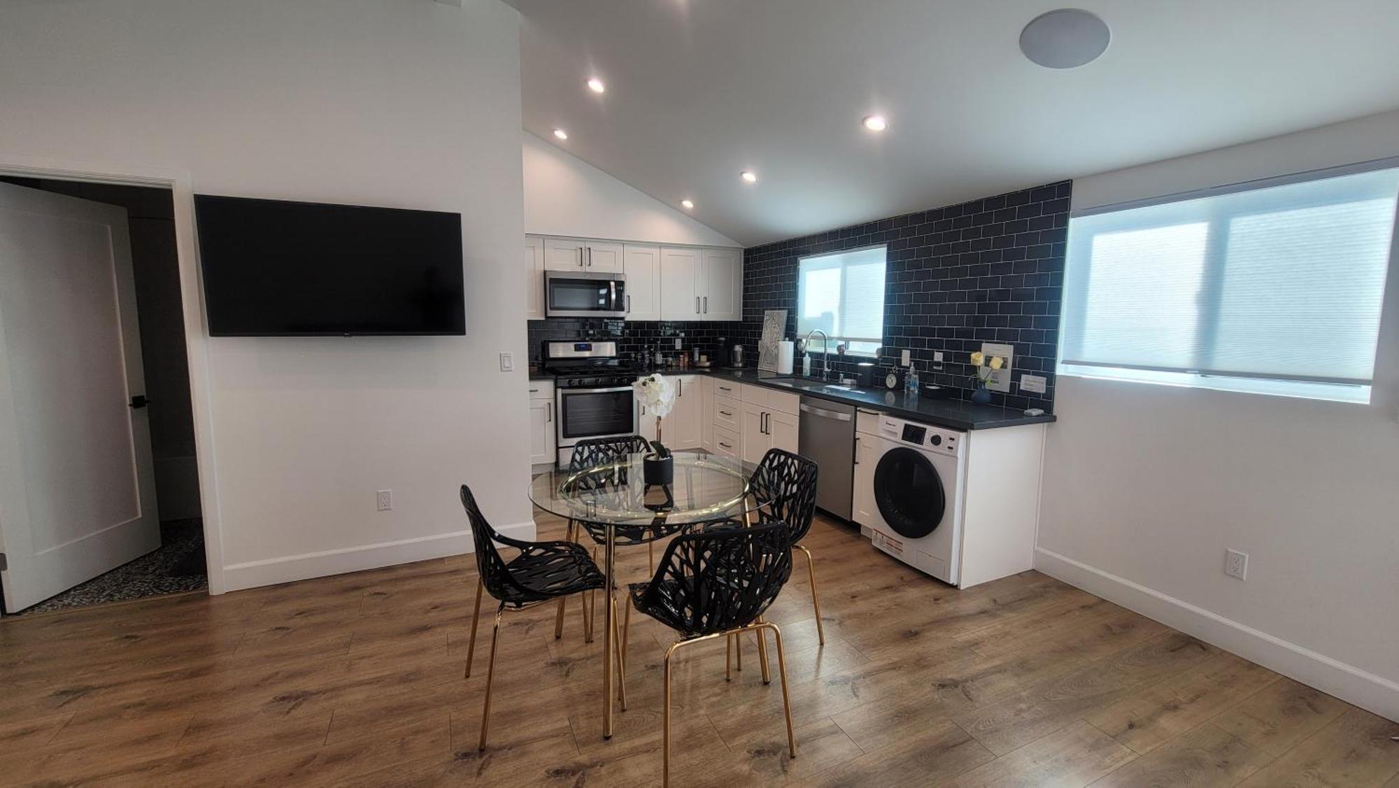 Gated Private House With Own Parking Sherman Oaks Лос Анджелис Екстериор снимка